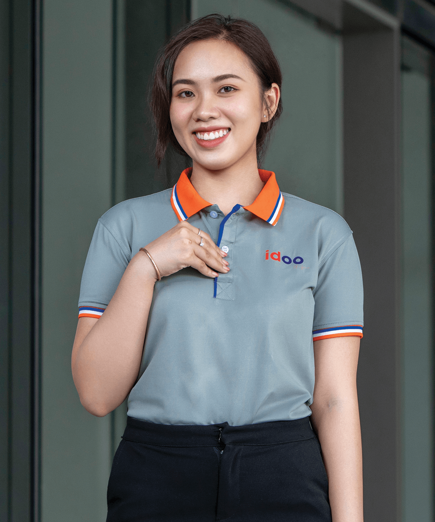 Các mẫu áo thun cổ trụ giá rẻ tại IDOO